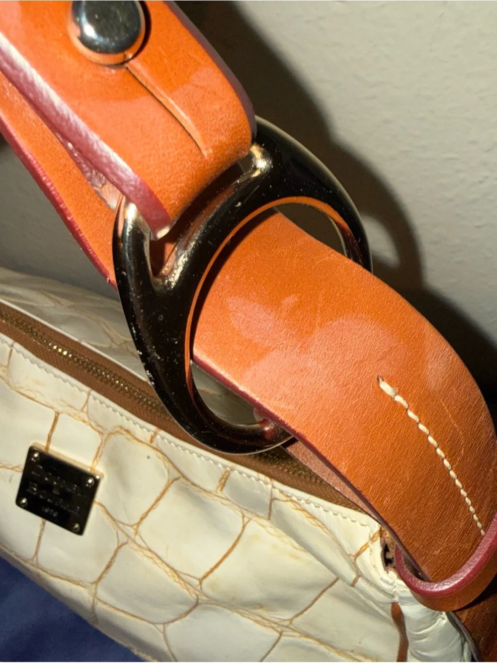 Dooney & Bourke Crocodile Embossed leather Y2K hobo pink interior